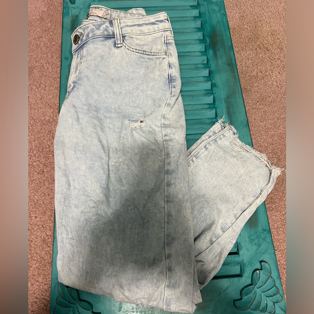 ripped mom jeans